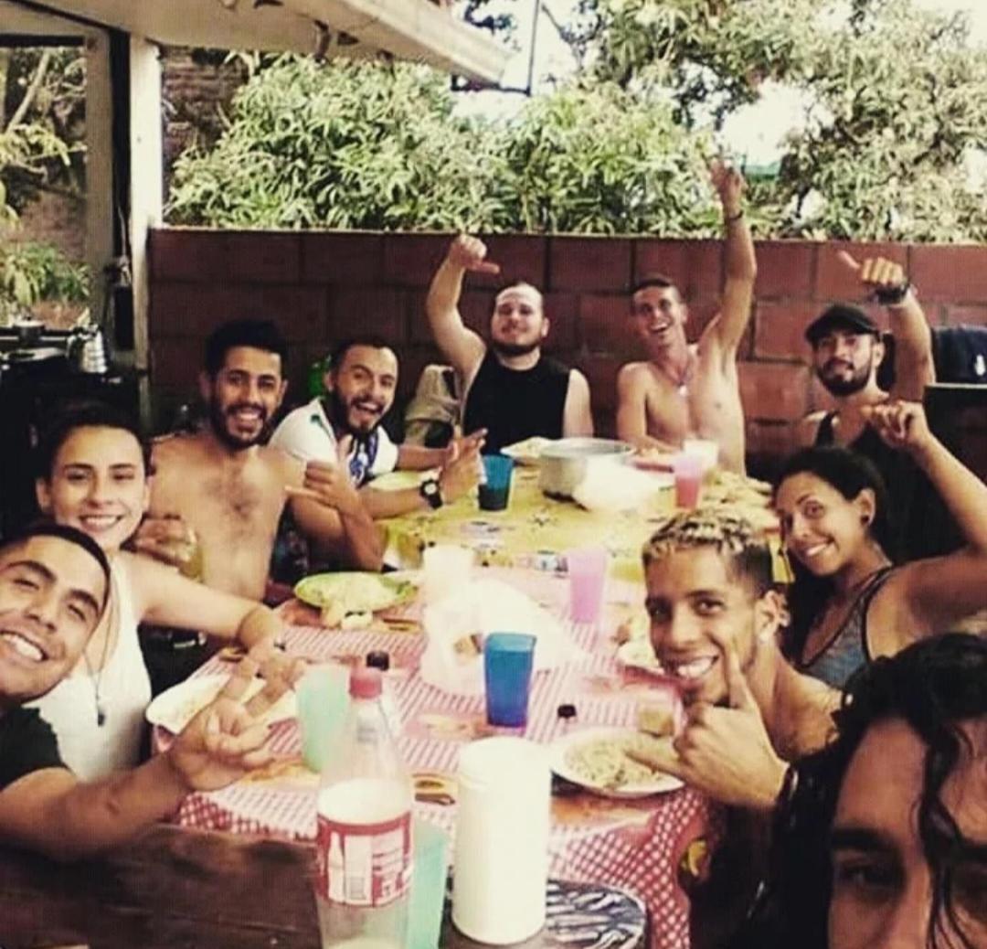 Casa Amarilla Hostel - กาลี ภายนอก รูปภาพ